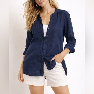 Tommy Bahama Navy Blue Lightweight Top